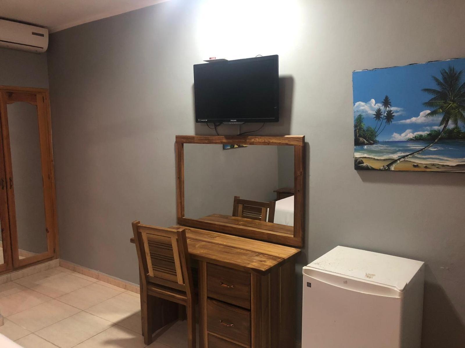 Hotel Cambri Нагуа Екстер'єр фото