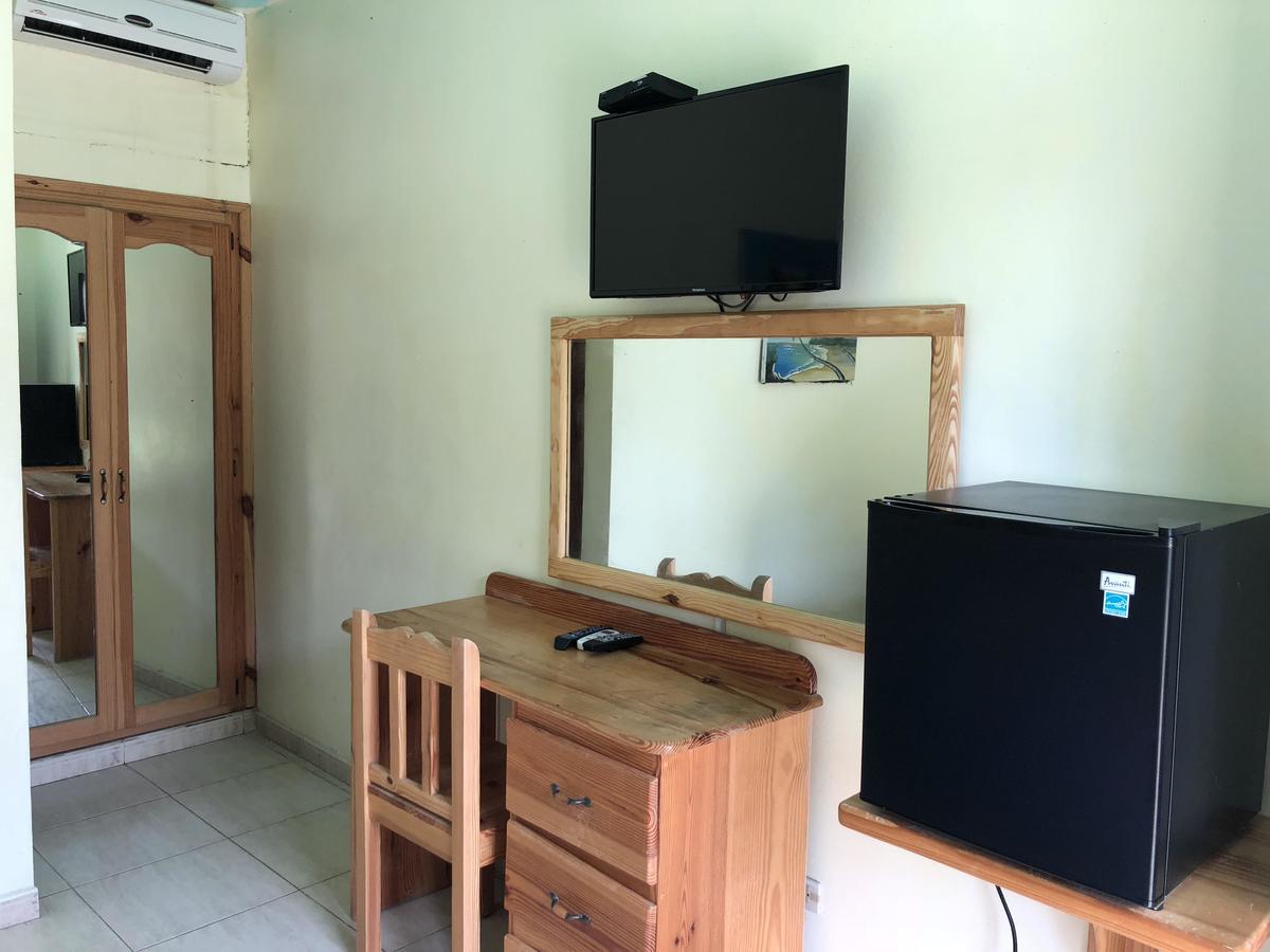 Hotel Cambri Нагуа Екстер'єр фото